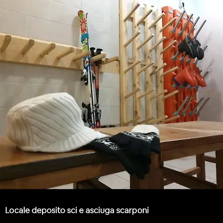Adamello 1 *