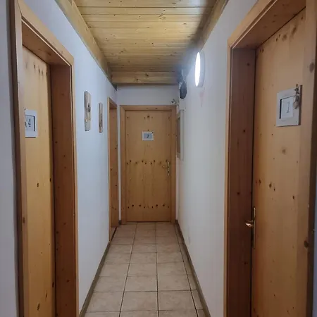 Adamello 1 *